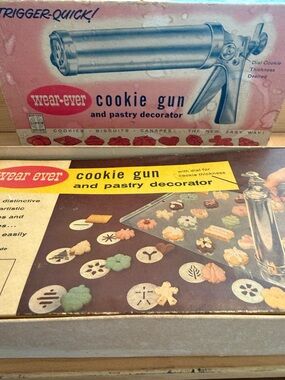Vintage Aluminum Cookie Gun & Pastry Decorator by wear-ever